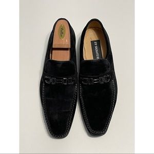 7.5 Mens Black Loafers by UV Signature, lightly used.